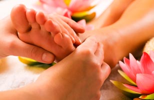 Blossom Beauty - Family Salon and Spa (Unisex)