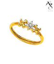 AG Traditional Diamond Flower Shape Ring