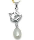OPS. Glorious Elegant Pearl Pendant DSNP68-C