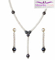 Niharikaa Akanksha Pearl Set