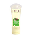 Lotus Herbal Tea Tree & Cinnamon Face Wash 80G