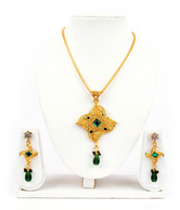 Adhira Glamorous Ethnic Necklace Set