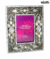 Welpro Embellished Silver Dye Photo Frame