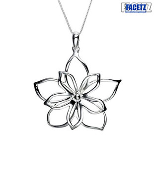 Facetz Double Flower Pendant