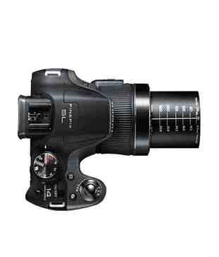 Fujifilm Finepix SL300 14 MP Semi-SLR Camera (Black)