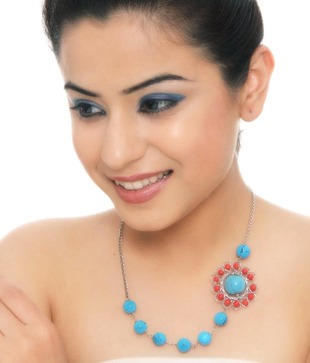 Isabella Flower-Of-The-Desert-Necklace