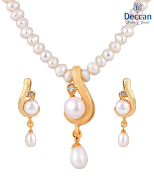 Deccan Dainty Fresh Water Pearl Necklace Set