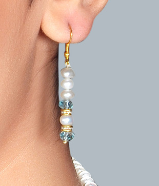 Deccan's Triple String Pearl Set