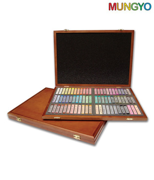 Mungyo Gallery Artists' Soft Pastels - 72 Colors